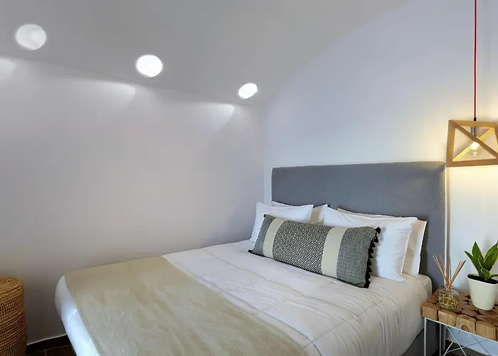 Callia Caves - Adults Only * ثيرا