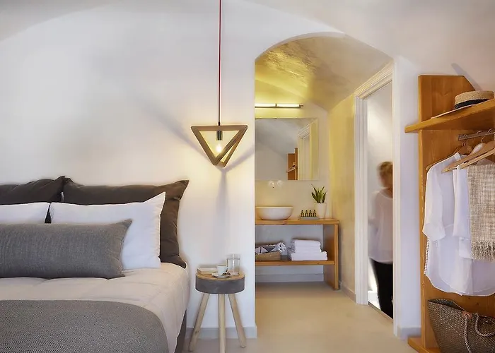 Callia Caves - Adults Only شقة ثيرا